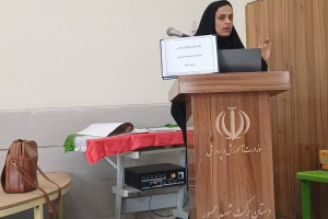 " خانم محسنی کارشناس مدارس و نوجوانان و جوانان "