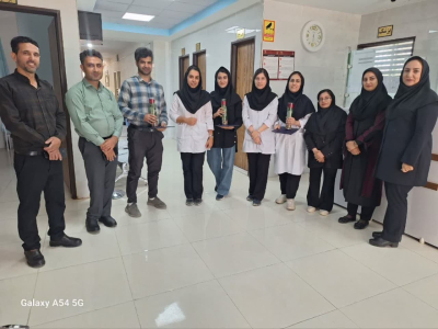 " تقدیر از ماما در مرکز جامع سلامت اسلام آباد "