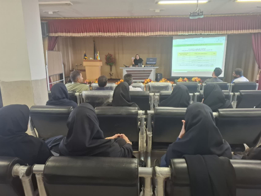 " رگزاری کلاس های آموزشی توسط کارشناس بهداشت محیط خانم مهندس کرامت "