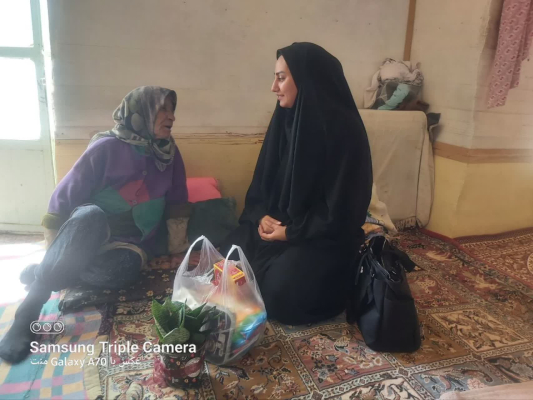 " ⭕️دیدار بهورز وکارشناس سلامت روان با خانواده های آسیب پذیر در روستای اسلام آباد "