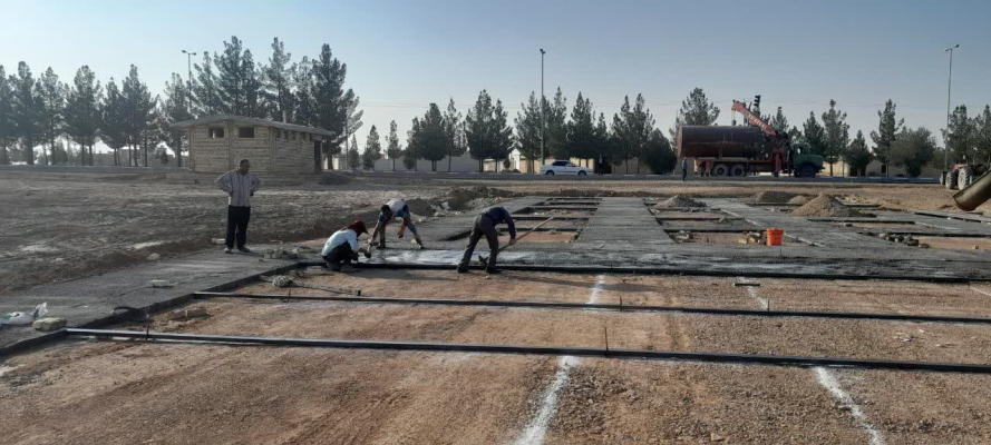 عملیات بتن‌ریزی و احداث ساختمان جدید مرکز خدمات جامع سلامت شبانه‌روزی شهدای اژیه