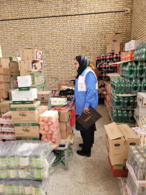 " خانم کریمی کارشناس بهداشت محیط "