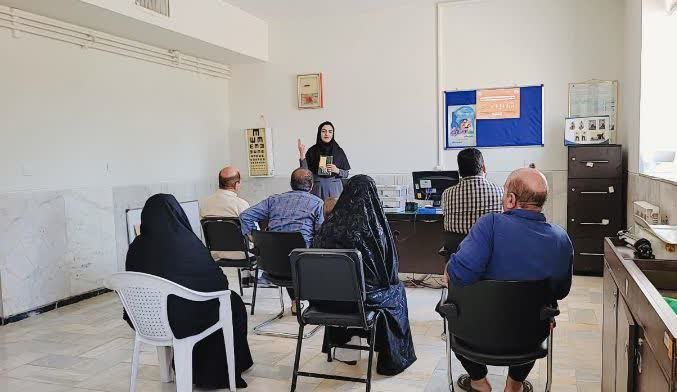 جلسه آموزش گروهی با هدف افزایش آگاهی عمومی در خصوص مضرات مصرف دخانیات و ترویج سبک زندگی سالم