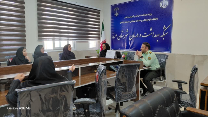 " ⭕️ برگزاری جلسه آموزشی پیشگیری از آسیب‌های فضای مجازی در نوجوانان "