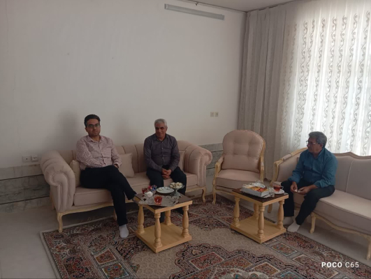 ⭕️تجلیل مدیر شبکه بهداشت و درمان شهرستان هرند از جانبازان و ایثارگران به مناسبت هفته دفاع مقدس
