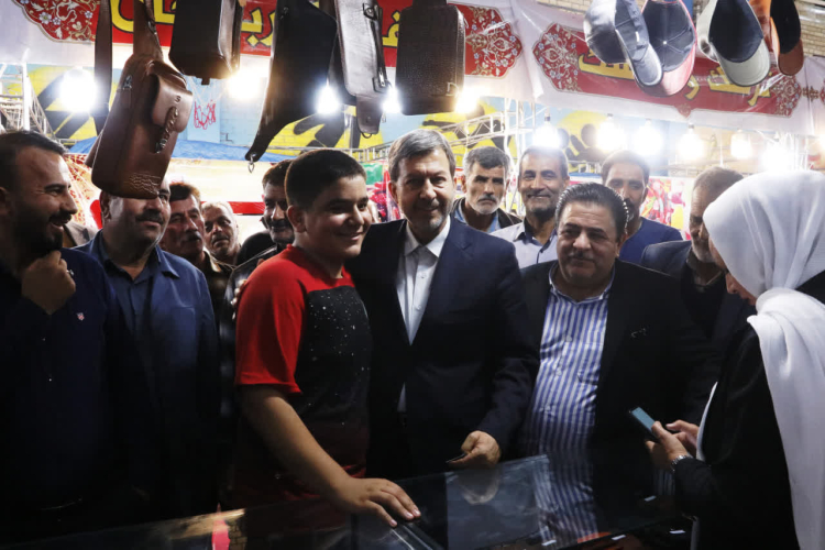 " جشنواره گلرنگ اسلام آباد "