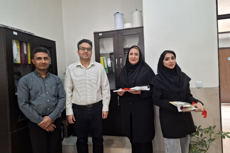 " تجلیل از همکاران محترم واحد سلامت خانواده و جوانی جمعیت "