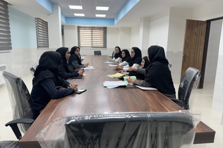 " برگزاری جلسه پزشکی خانواده و نظام ارجاع مرکز خدمات جامع سلامت اسلام آباد "