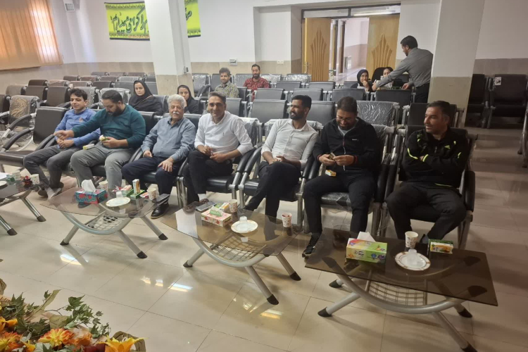  حضور نیروهای خدمات مراکز جامع سلامت شهرستان هرند