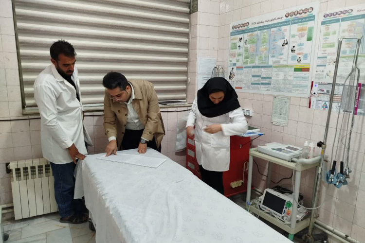 ⭕️بازدید شبانه مدیریت شبکه بهداشت و درمان شهرستان هرند از مرکز خدمات جامع سلامت اژیه