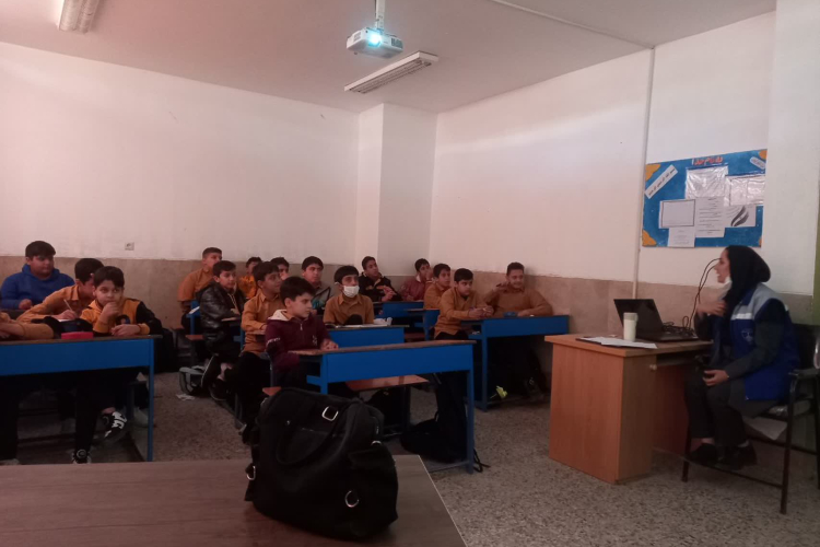 " مهندس احسانی در مدارس "