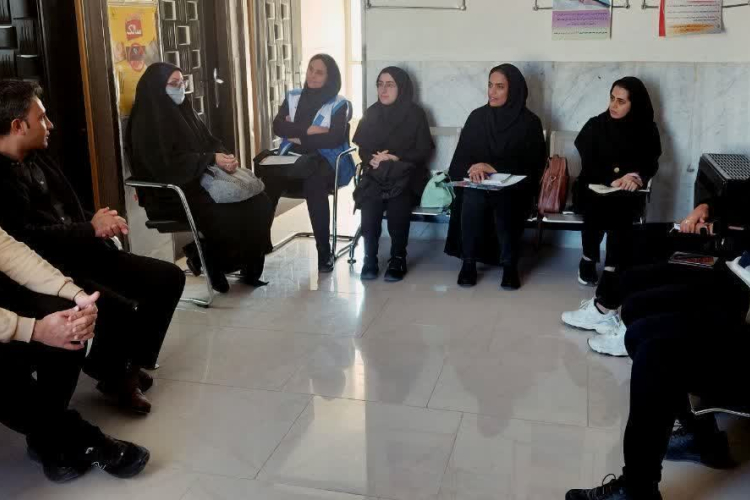 " ⭕️بازدید مشترک کارشناسان شبکه بهداشت و درمان شهرستان هرند و نماینده آموزش و پرورش شهرستان از مدارس "