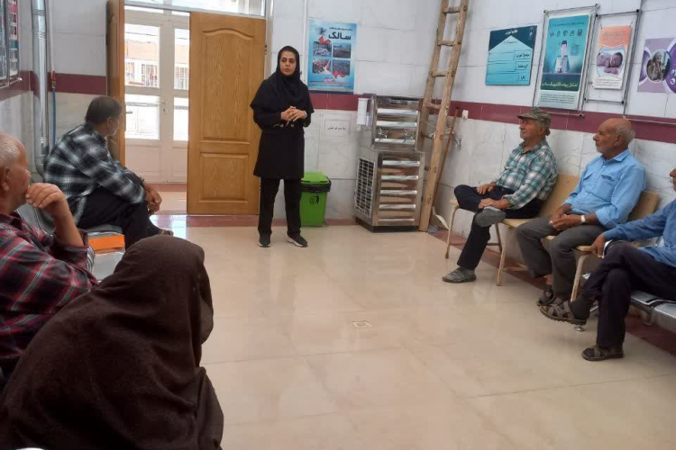 گزارش فعالیت آموزش بهداشت حرفه‌ای و انجام معاینات طب کار کشاورزان روستای هاشم‌آباد