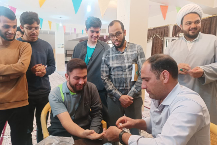 " تست فشار خون  و قند خون در حوزه علمیه "