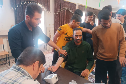 " تست فشار خون  و قند خون در حوزه علمیه "