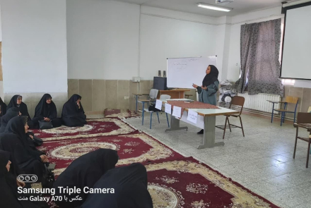  " آموزش والدین متوسطه زینب کبری  اسلام آباد توسط خانم صفری "