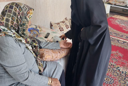  "حضور خانم قدرتی بهورز اسلام آباد در منزل سالمندان "