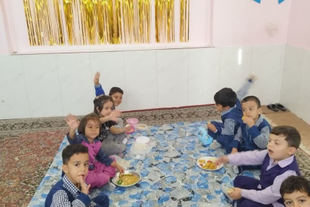 " تغذیه سالم در مدارس در اسلام آباد و روستاها "