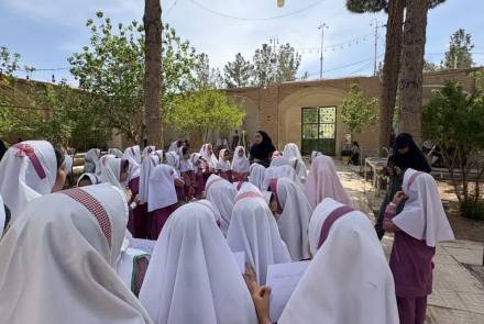 " آموزش های واحد مدارس و نوجوانان و جوانان  و خانواده و تغذیه در بین دانش اموزان مدارس شهرستان "