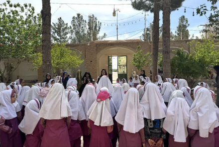 " آموزش های واحد مدارس و نوجوانان و جوانان  و خانواده و تغذیه در بین دانش اموزان مدارس شهرستان "