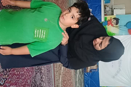 " بررسی قد و وزن و مراقبت های شخصی از مههد کودک ها توسط مراقبین "