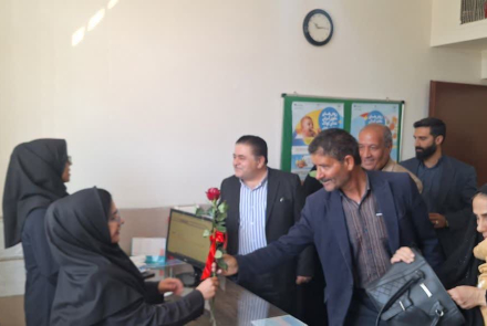 " تجلیل از مراقبین سلامت مرکز جامع سلامت اسلام آباد "