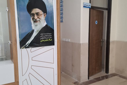 نصب بنر در ستاد 