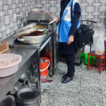 کنترل و نظارت بر وضعیت بهداشتی مراکز تهیه، طبخ و توزیع مواد غذایی حساس